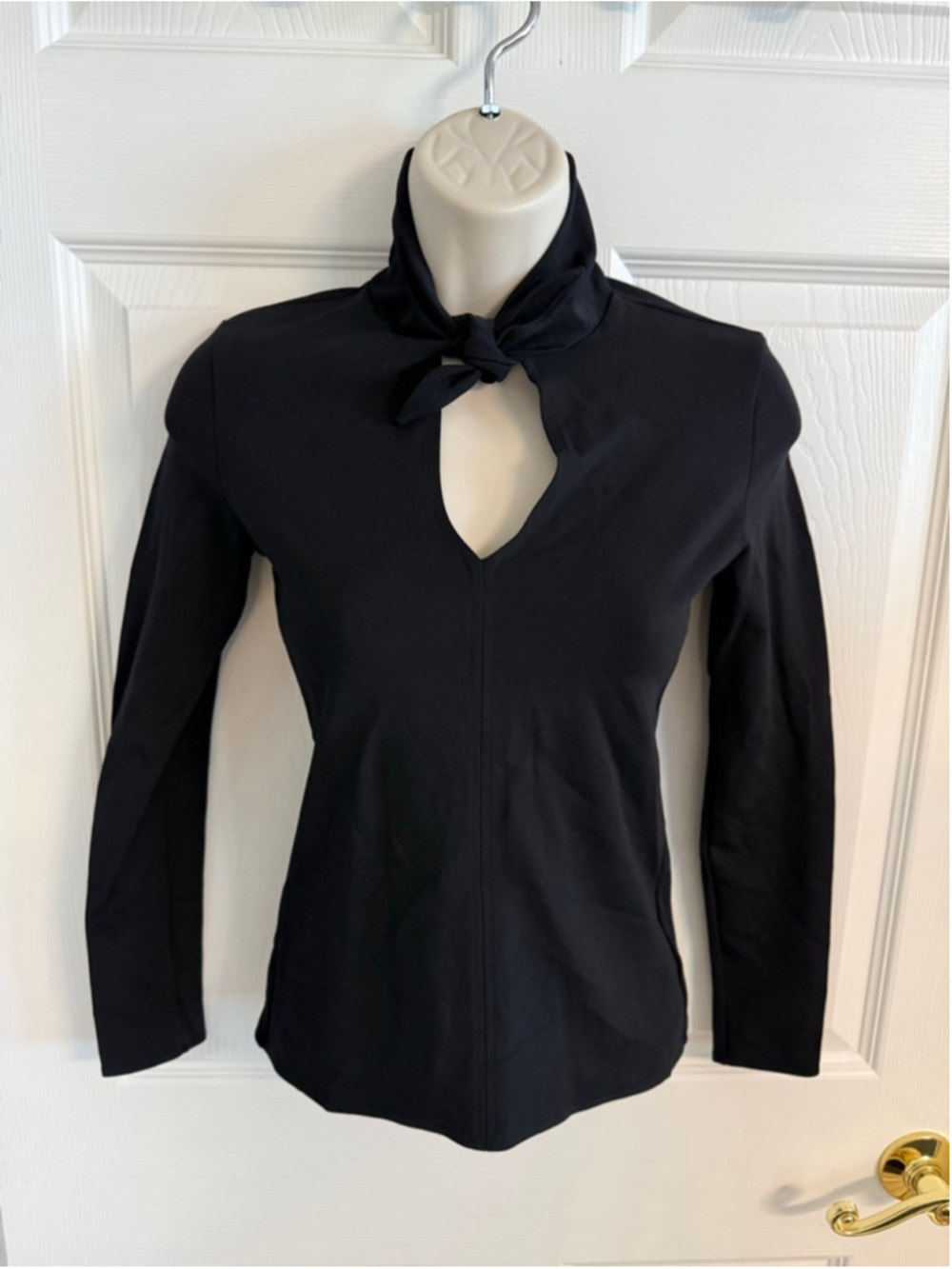 Authentic Balenciaga 2017 Demna Tie-Neck Bow Blouse Shirt - Black / FR
36 - Picture 2 of 12